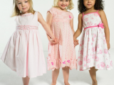 Особенности выбора детcкой одежды для девочек